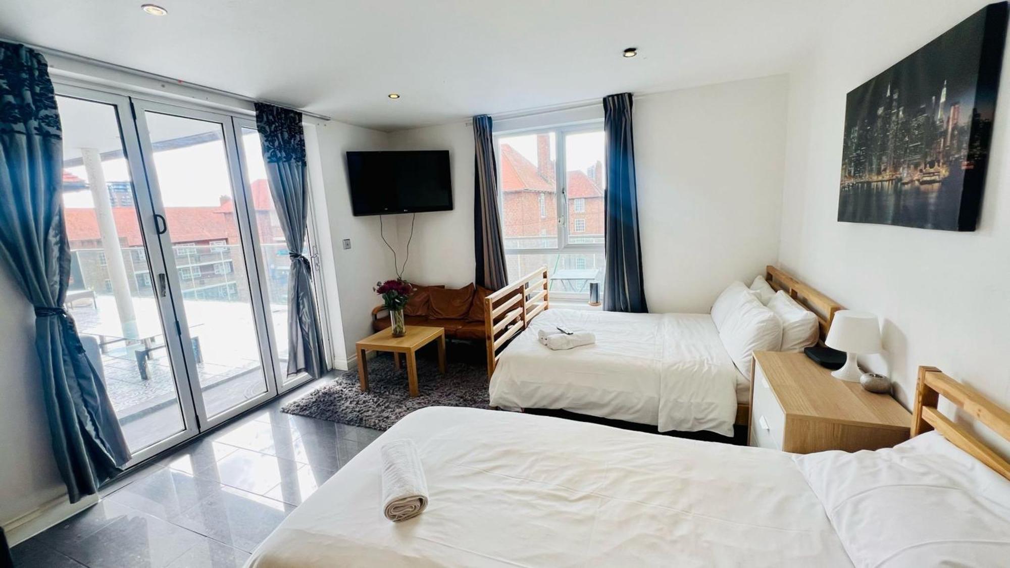 City View Sunset Luxurious Apartment In London Zone-1 Including One Family Twin Room With Its Own Stunning Private Terrace Экстерьер фото
