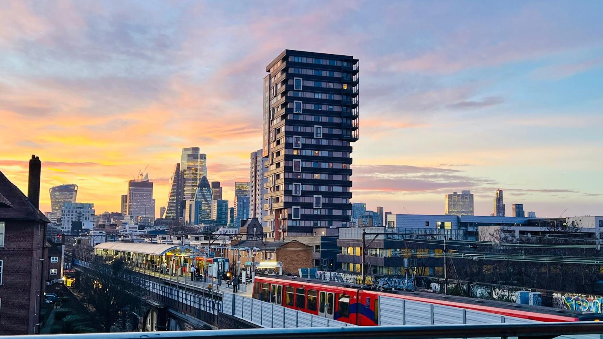 City View Sunset Luxurious Apartment In London Zone-1 Including One Family Twin Room With Its Own Stunning Private Terrace Экстерьер фото